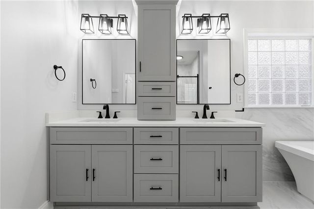 44 S Arbor Shores Drive, Newnan, GA 30265