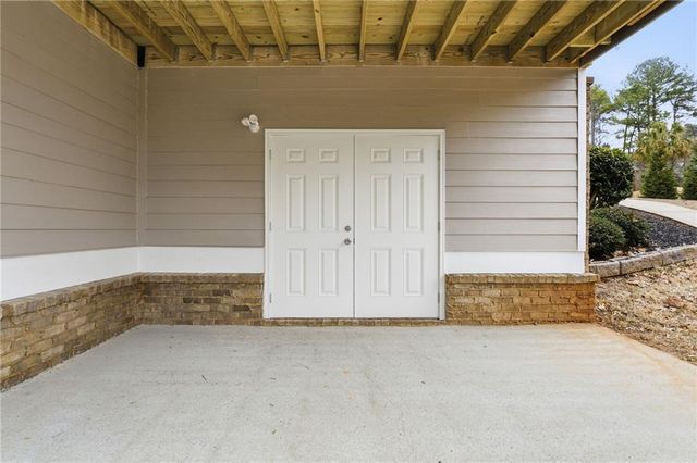 44 S Arbor Shores Drive, Newnan, GA 30265