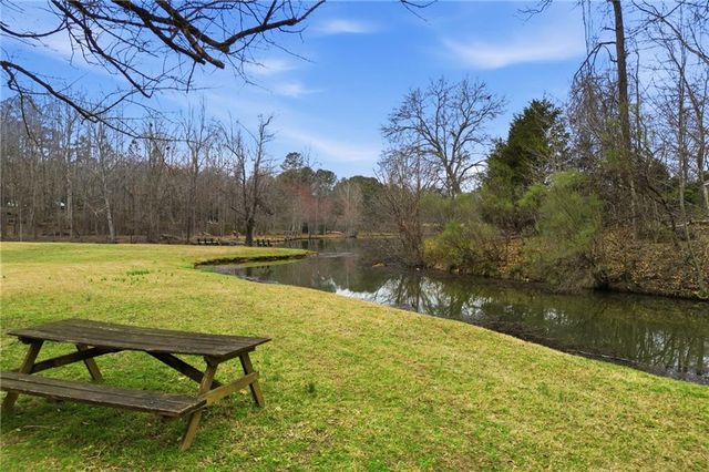 44 S Arbor Shores Drive, Newnan, GA 30265