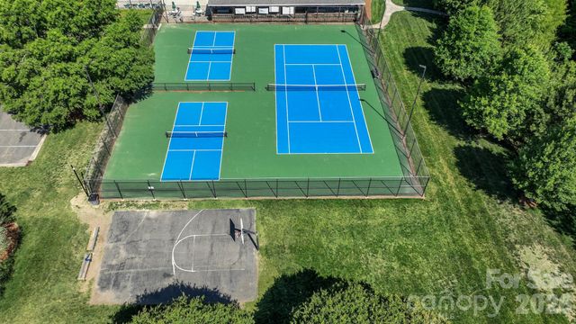 9101 Castlebay Drive, Charlotte, NC 28277