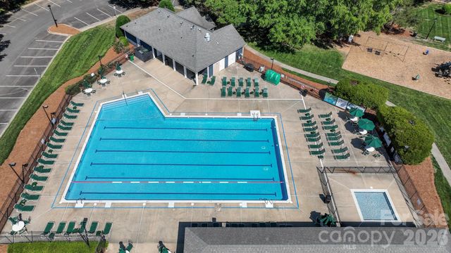 9101 Castlebay Drive, Charlotte, NC 28277