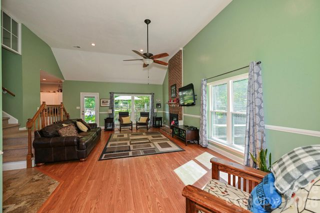 9101 Castlebay Drive, Charlotte, NC 28277