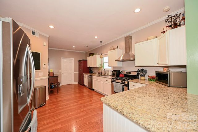 9101 Castlebay Drive, Charlotte, NC 28277
