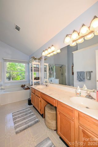 9101 Castlebay Drive, Charlotte, NC 28277
