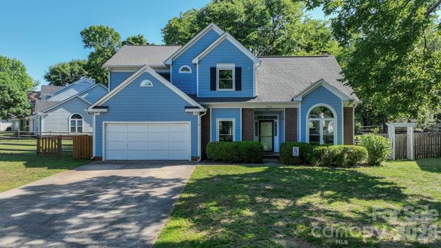 9101 Castlebay Drive, Charlotte, NC 28277