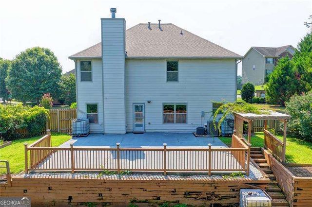 220 Nichols Drive, Suwanee, GA 30024