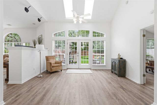 5701 Trelawney LN, Austin, TX 78739