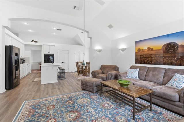 5701 Trelawney LN, Austin, TX 78739