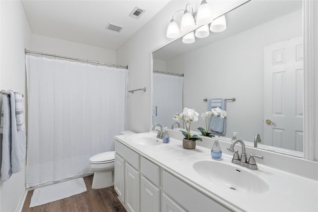 5701 Trelawney LN, Austin, TX 78739