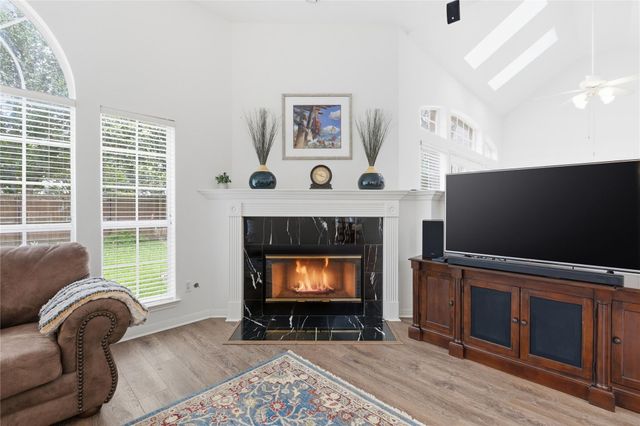 5701 Trelawney LN, Austin, TX 78739