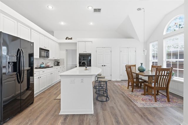 5701 Trelawney LN, Austin, TX 78739