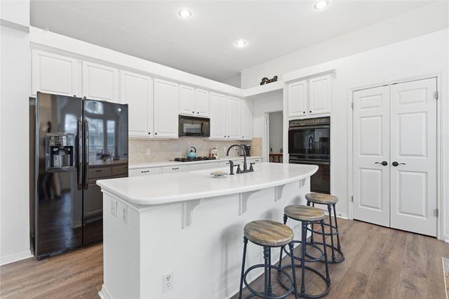 5701 Trelawney LN, Austin, TX 78739