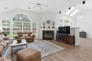 5701 Trelawney LN, Austin, TX 78739