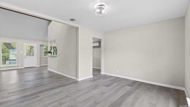 2458 Rockaway, San Antonio, TX 78232
