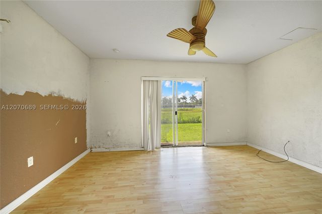 1714 NW 204th St, Miami Gardens, FL 33056