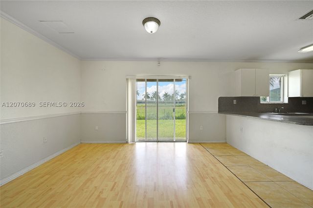 1714 NW 204th St, Miami Gardens, FL 33056