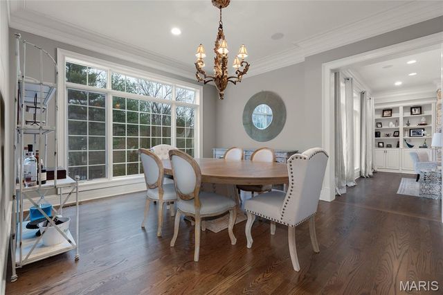 12951 Woodlark Lane, Town And Country, MO 63131