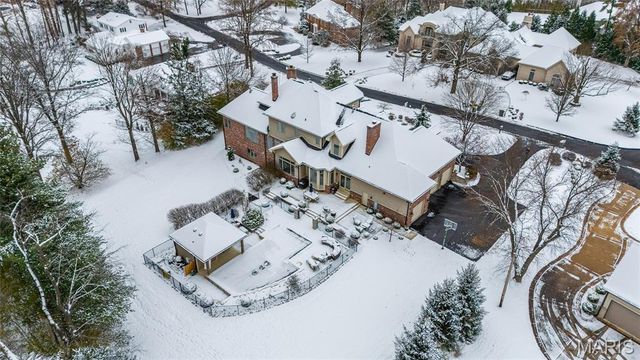 12951 Woodlark Lane, Town And Country, MO 63131