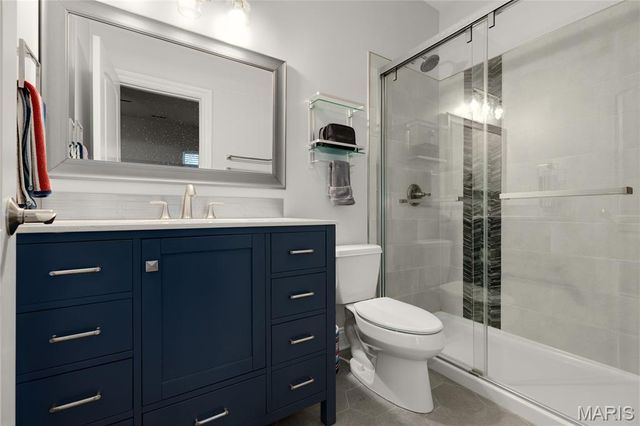 12951 Woodlark Lane, Town And Country, MO 63131