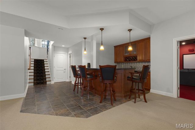 12951 Woodlark Lane, Town And Country, MO 63131