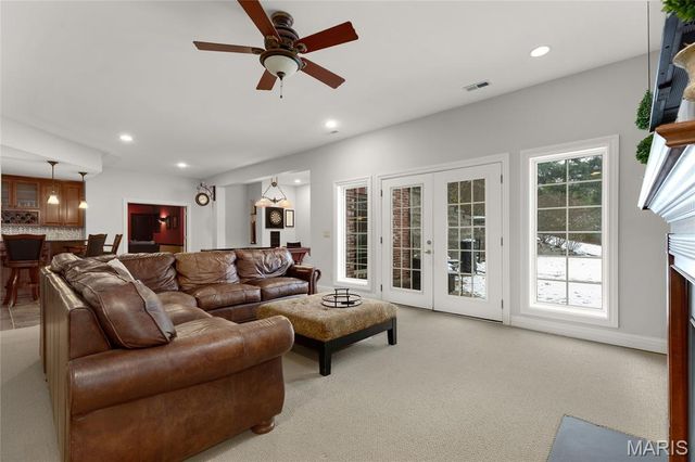 12951 Woodlark Lane, Town And Country, MO 63131