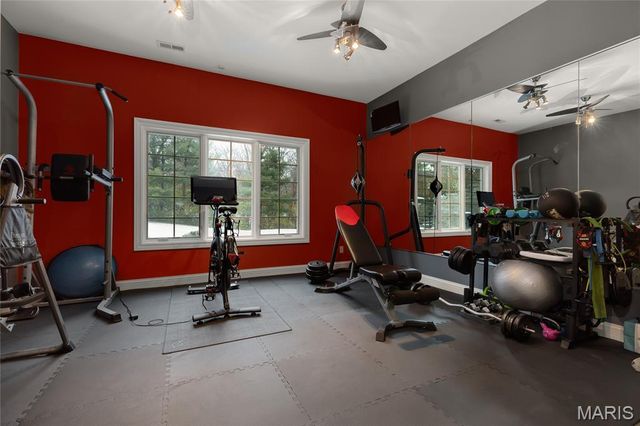 12951 Woodlark Lane, Town And Country, MO 63131