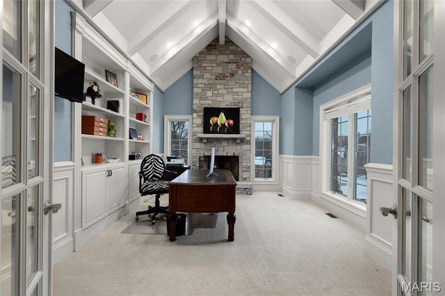 12951 Woodlark Lane, Town And Country, MO 63131