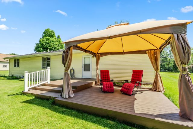 65 W Hallett Street, Hillsdale City, MI 49242