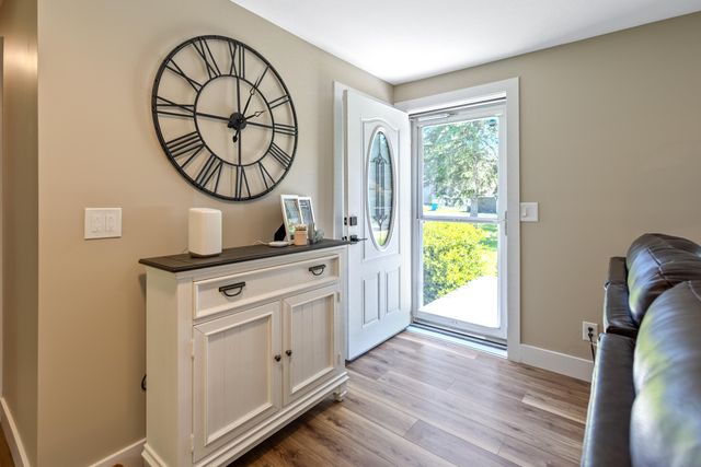 65 W Hallett Street, Hillsdale City, MI 49242