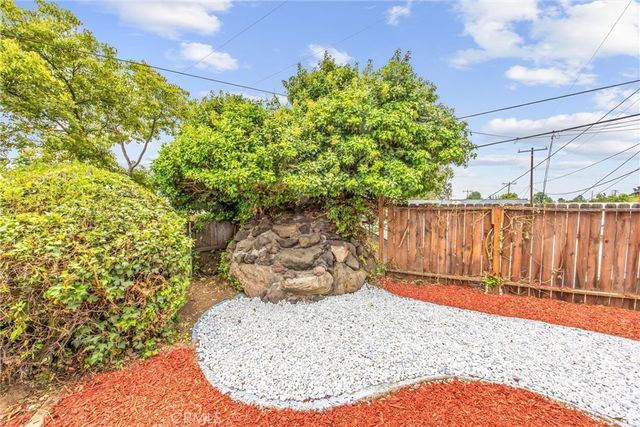 318 Sandalwood Drive, Calimesa, CA 92320