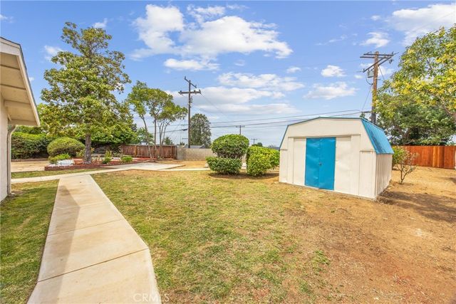 318 Sandalwood Drive, Calimesa, CA 92320