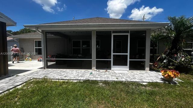 180 SW Voltair Ter, Port St. Lucie, FL 34984