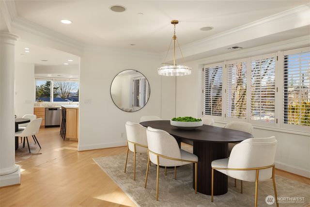 7 10th Avenue, Kirkland, WA 98033