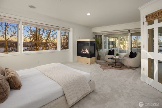 7 10th Avenue, Kirkland, WA 98033