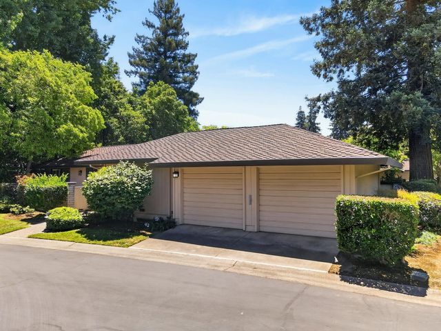 1128 Commons Dr, Sacramento, CA 95825