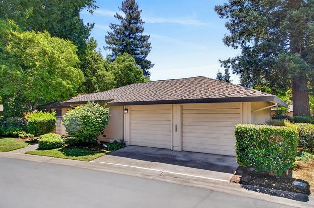 1128 Commons Dr, Sacramento, CA 95825