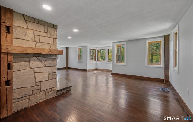 58 Brick Lane, Durham, CT 06422