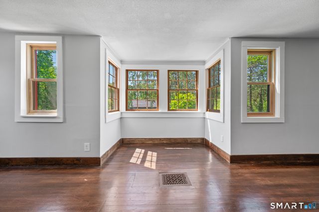 58 Brick Lane, Durham, CT 06422