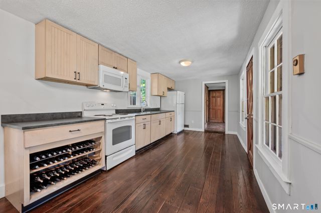 58 Brick Lane, Durham, CT 06422