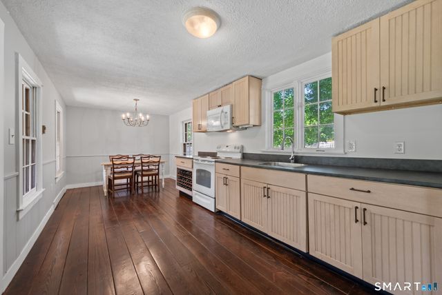 58 Brick Lane, Durham, CT 06422