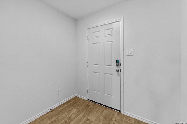 16075 Mahogany Way, Elmendorf, TX 78112