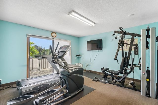 4100 Parklawn Avenue 201, Edina, MN 55435