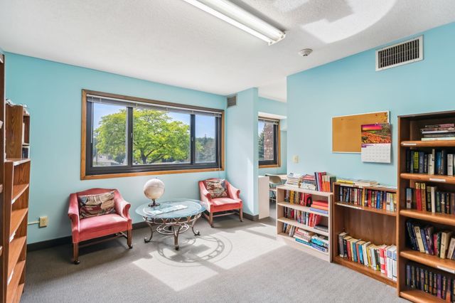 4100 Parklawn Avenue 201, Edina, MN 55435