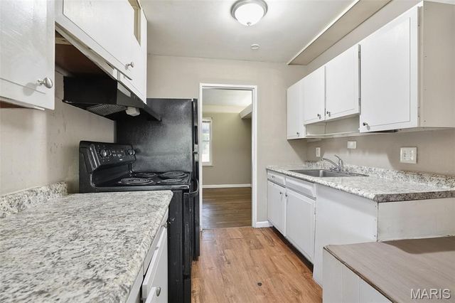 11038 Saginaw Drive, St Louis, MO 63136