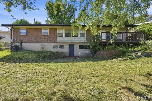 11038 Saginaw Drive, St Louis, MO 63136