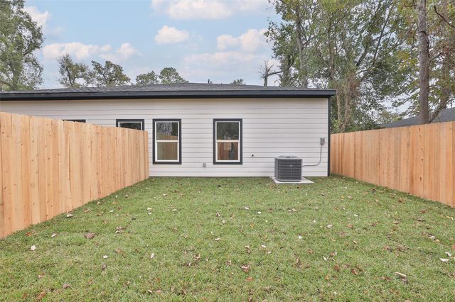 8109 Bigwood Street A, Houston, TX 77078