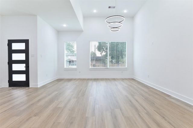 8109 Bigwood Street A, Houston, TX 77078
