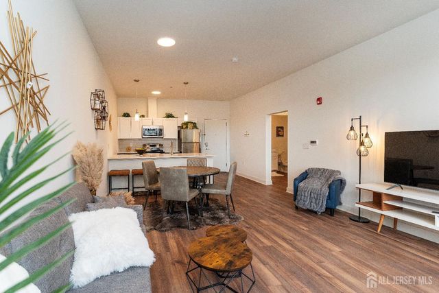 18 West Main Street 316, Bound Brook, NJ 08805