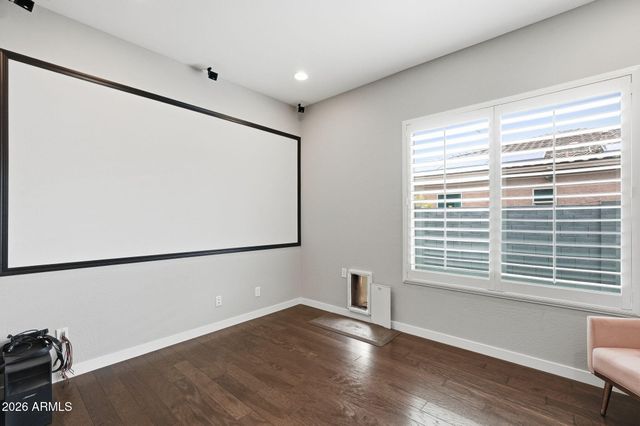 9358 W FOOTHILL Drive, Peoria, AZ 85383