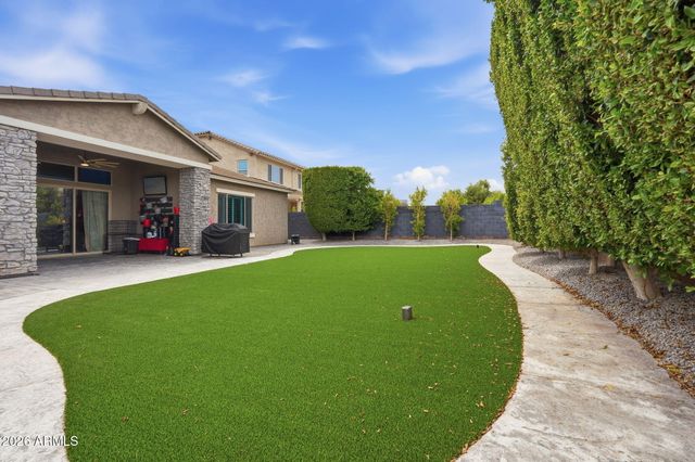 9358 W FOOTHILL Drive, Peoria, AZ 85383